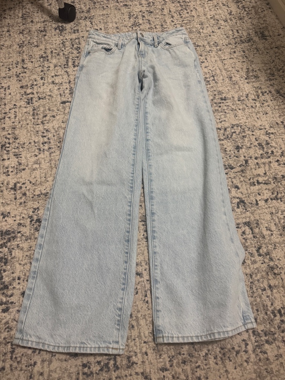 Low rise jeans